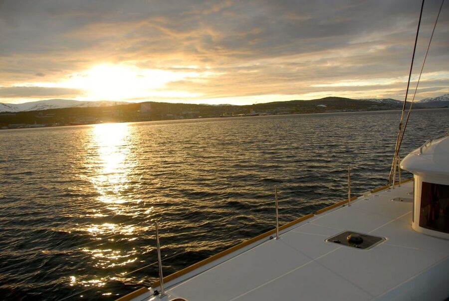 Tromsø: Midnight Sun Cruise in a Luxury Catamaran - What $188 buys you