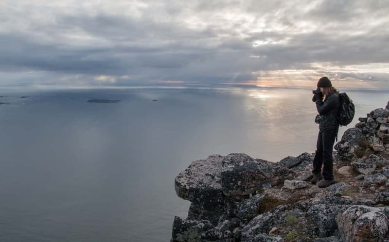 Tromsø: Midnight Sun Hike in the wilderness - What the equipment and weather policy mean for you