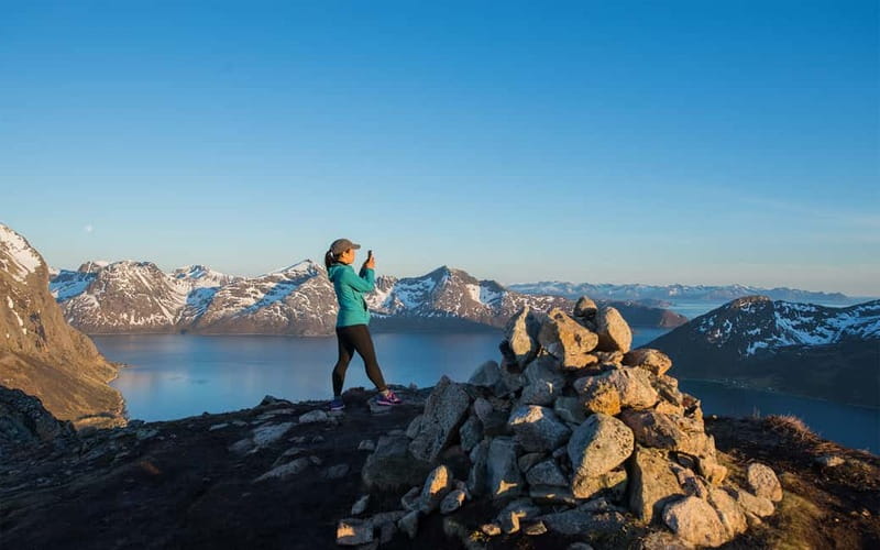 Tromsø: Midnight Sun Hike in the wilderness - Price, group size, and overall value