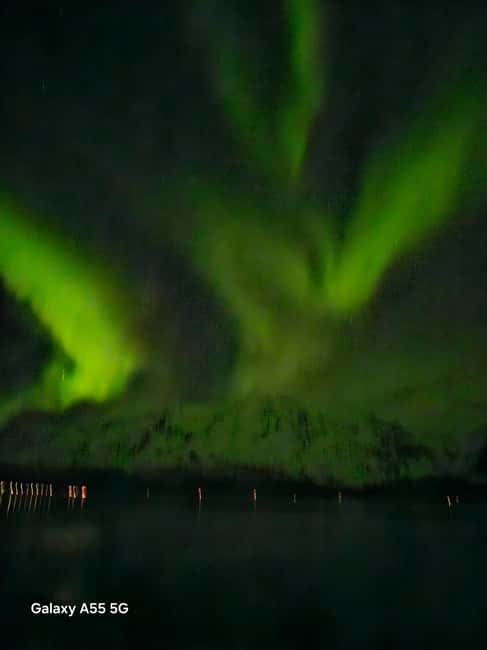 Tromsø:Northern light tour with mini bus i Tromsø - Photos are a major part of the value