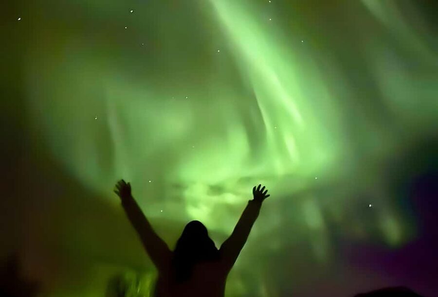 Tromsø: Northern Lights Adventure by Bus or Minibus - Why this tour is more than a one-stop photo outing