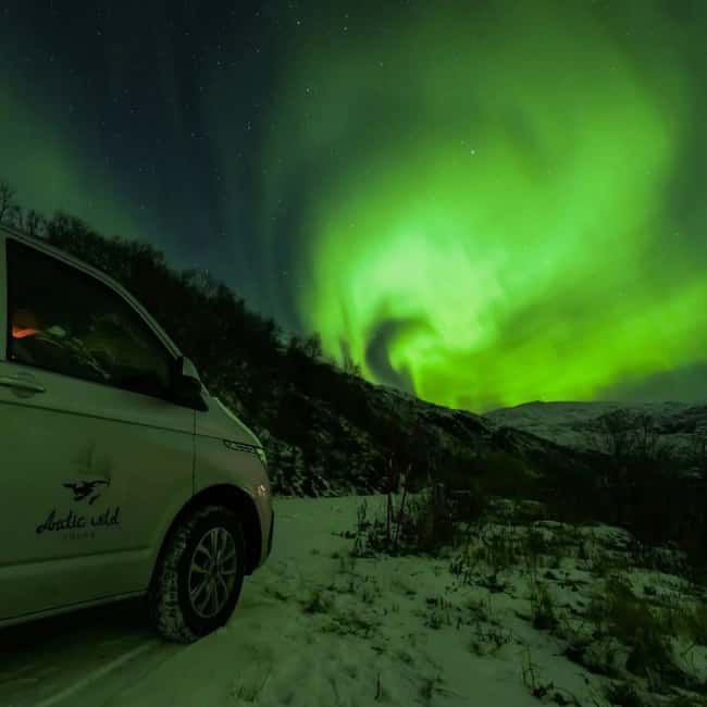 Tromsø: Northern Lights Chase by a comfortable bus - Chasing Clear Skies Beyond Tromsø