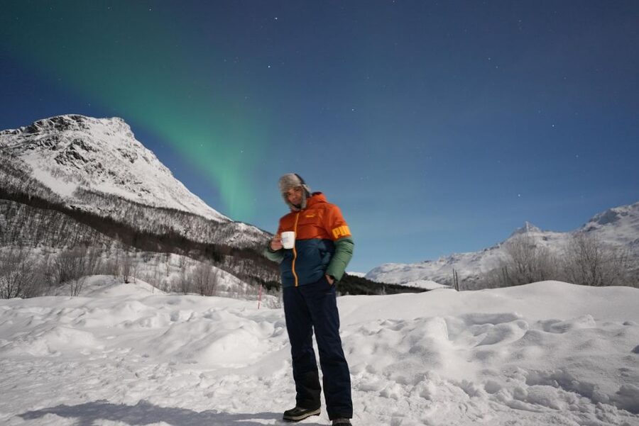 Tromsø: Northern Lights Minibus Small Private Tour Group - The first drive: getting out of Tromsø