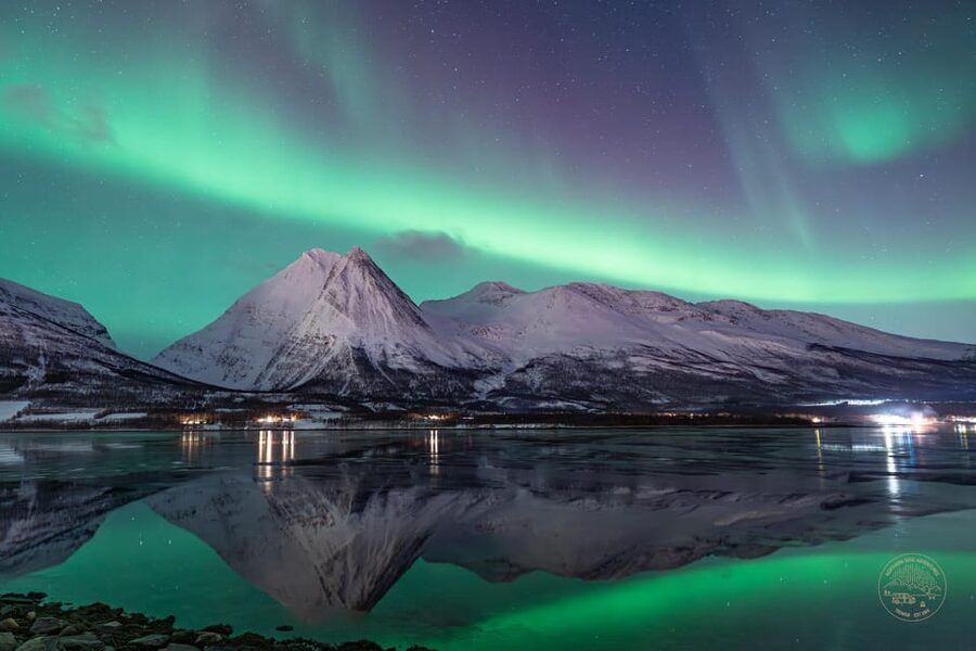 Tromsø: Northern Lights Photography Small-Group Tour - Chasing clear skies across the Arctic Circle