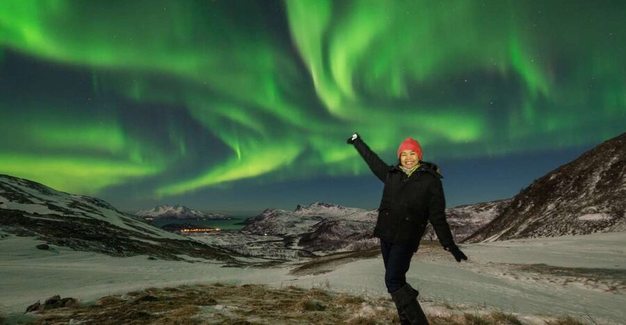 Tromso: Northern Lights Photography Tour by Bus (or miniBus) - Choosing the viewpoint by forecast