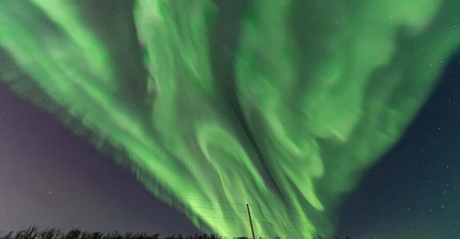 Tromsø: Northern Lights Tour w/Photo, Suits and Local Guide - Who should book this tour