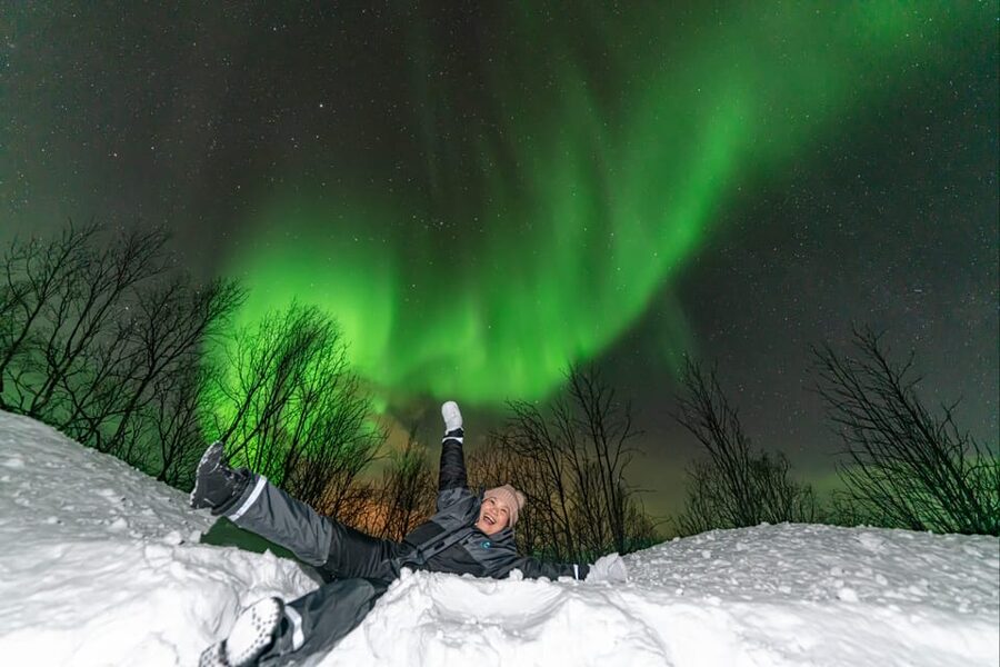 Tromsø: Northern Lights Tour w/Photo, Suits and Local Guide - Chasing clearer skies beyond Tromsø
