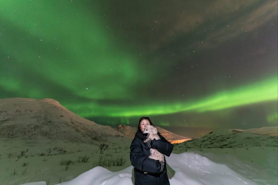 Tromsø: Northern Lights Tour w/Photo, Suits and Local Guide - What six hours feels like in Arctic darkness