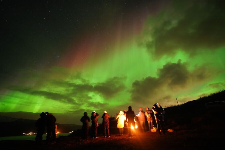 Tromsø: Northern Lights Tour with Free Professional Portrait - Is $181 a fair price?