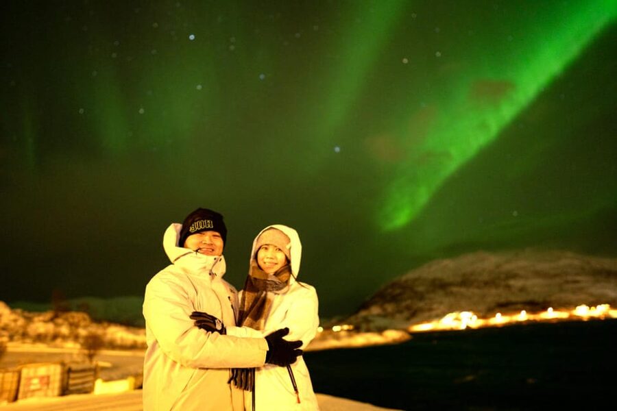 Tromsø: Northern Lights Tour with Local Guide and Photos - Is $162 a fair price?