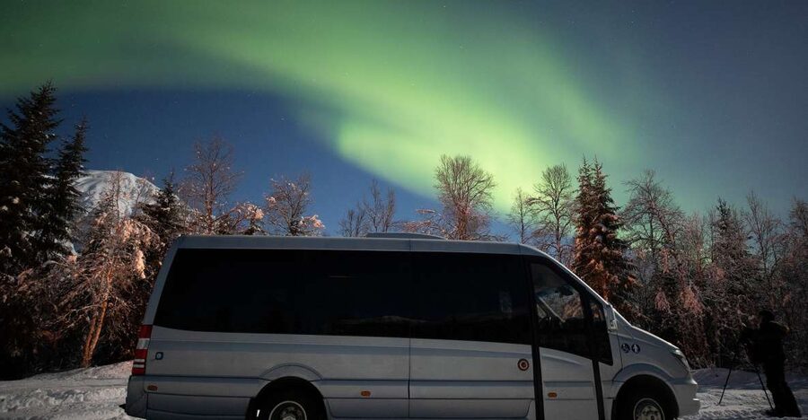 Tromsø: Northern Lights Trip with Campfire and Snacks - Booking advice for the best odds