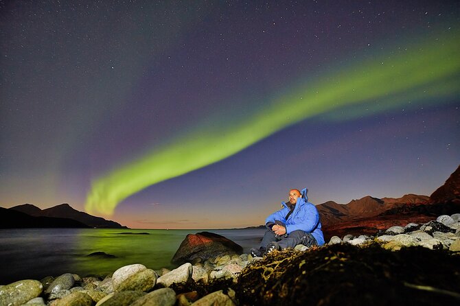 Tromso: Private Aurora Chase by Minivan - The guide is the difference between a chase and a drive
