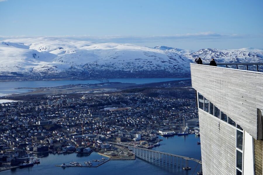 Tromsø: Private City Tour - Weather, shoes, and the practical side