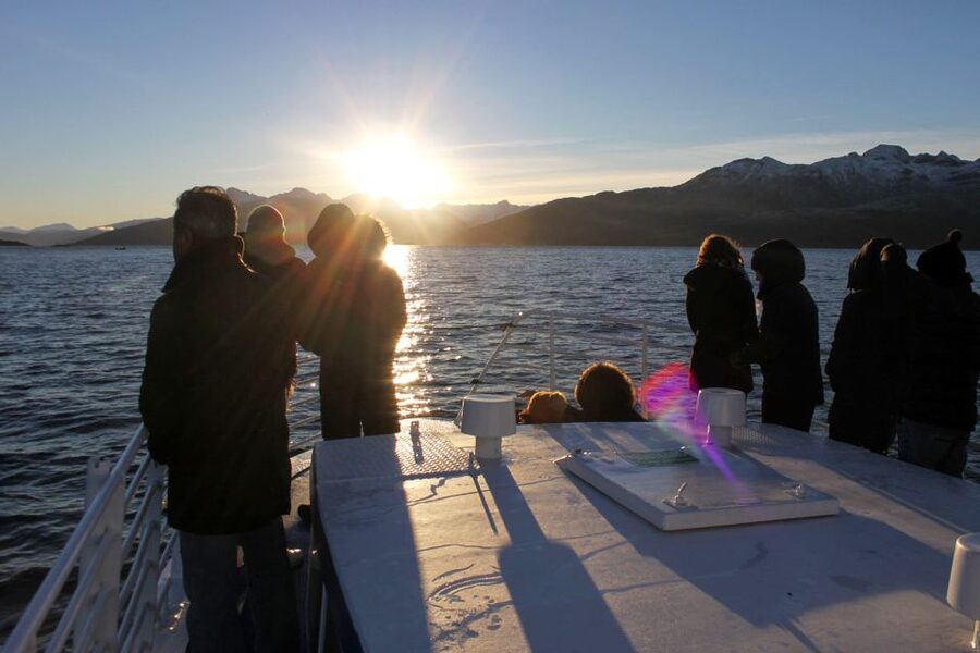 Tromsø’s Top-Rated Fjord & Fishing Cruise – All-Inclusive - Guides, crew, and the feel on board