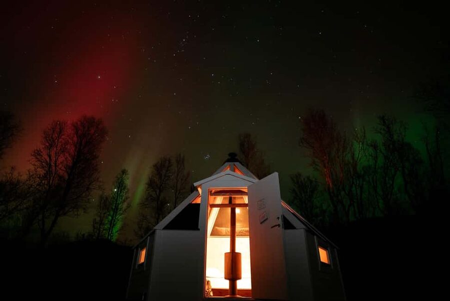Tromsø: Snowmobile Safari with Aurora Crystal Lavvo Stay - Dinner, forecast talk, and the wood fire