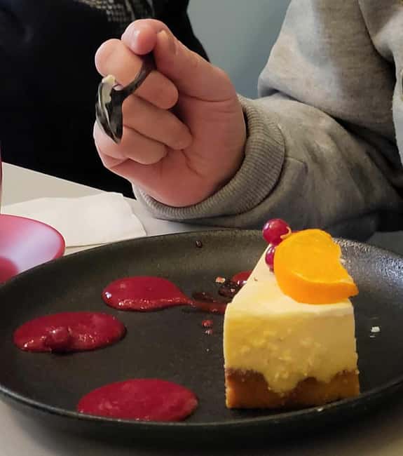 Tromsø Sweet Temptations tour: afternoon tea & chocolates - The best time to take the tour