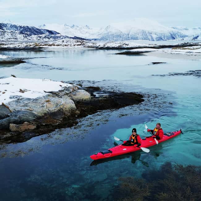 Tromsø: Winter Sea Kayaking Tour with Wildlife Sightings - Safety briefing and the first paddle strokes
