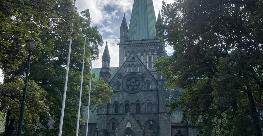 Trondheim: 2-hour City Walking Tour - Starting by Rockheim and Trondheim’s modern waterfront