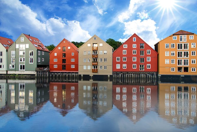 Trondheim's Inner Circle: A Self-Guided Audio Tour - A compact walk through Trondheim’s inner center