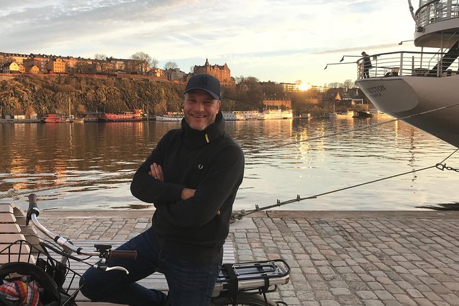 Unique walking tour Stockholm - Skeppsholmen offers an island change of pace