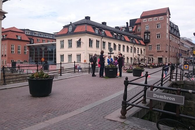 Uppsala's biggest attractions - 1h city walk in Uppsala city. - Gustavianum and Rudbeck’s unusual theater