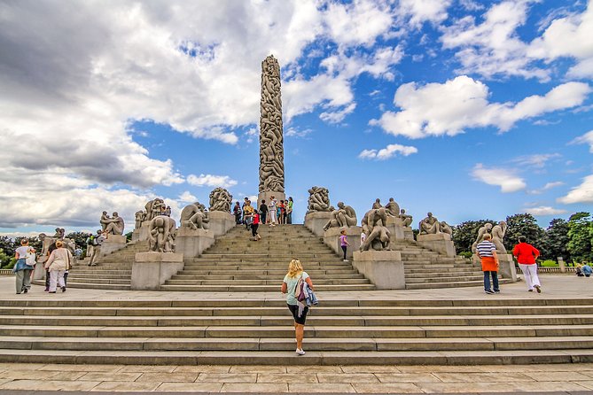 Visit the Instaworthy Spots of Oslo's Vigeland Park with a Local - Why Vigeland Park makes such a good photo walk