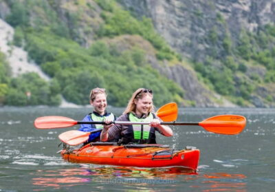 Vossevangen: Nærøyfjord Full-Day Guided Kayaking Trip