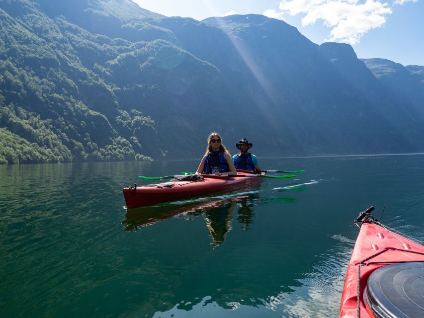 Vossevangen: Nærøyfjord Full-Day Guided Kayaking Trip - What the fjord looks like from water level
