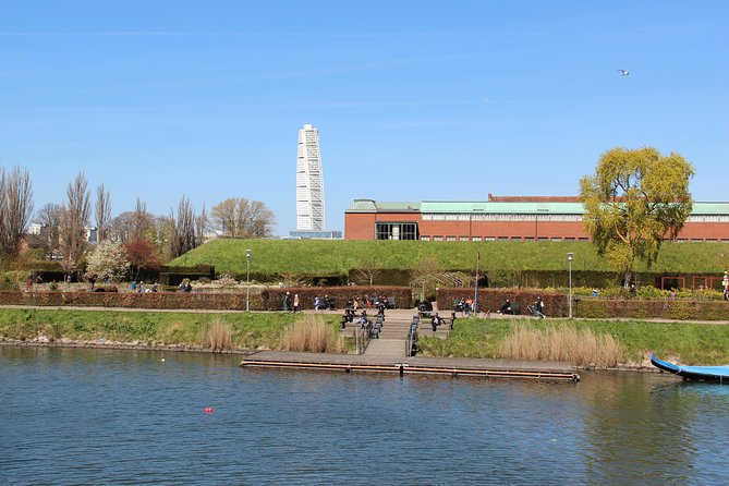 Walk Malmö with an audio guide - Phone setup, headphones, and technical risks
