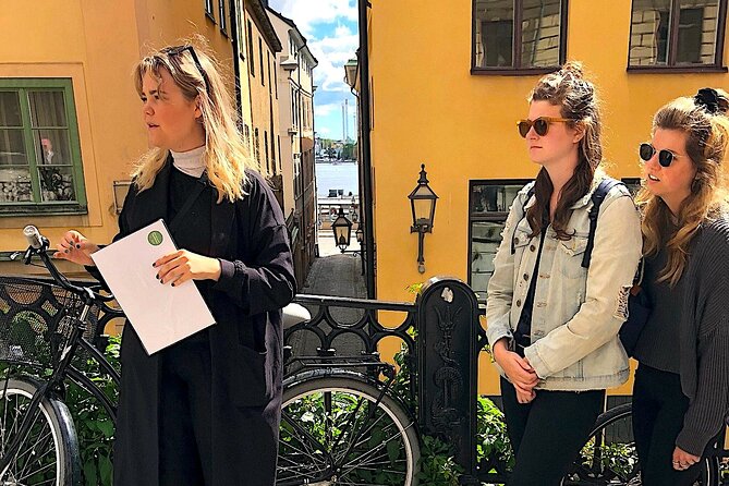 Walking Tour of Stockholm's Old Town, Gamla Stan - Tyska Brunnen and the German church quarter