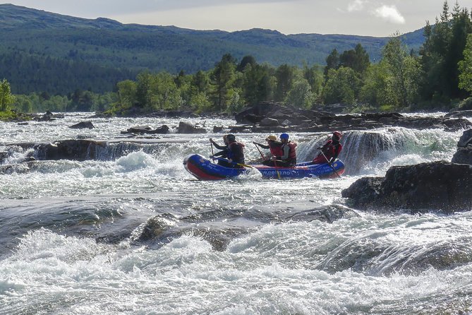 White Water Rafting Adventure in Dagali - level 2 - What the Price of $113.37 Includes