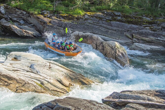 Whitewater Rafting Grade 3 to 4 - What the Raundal River itinerary feels like