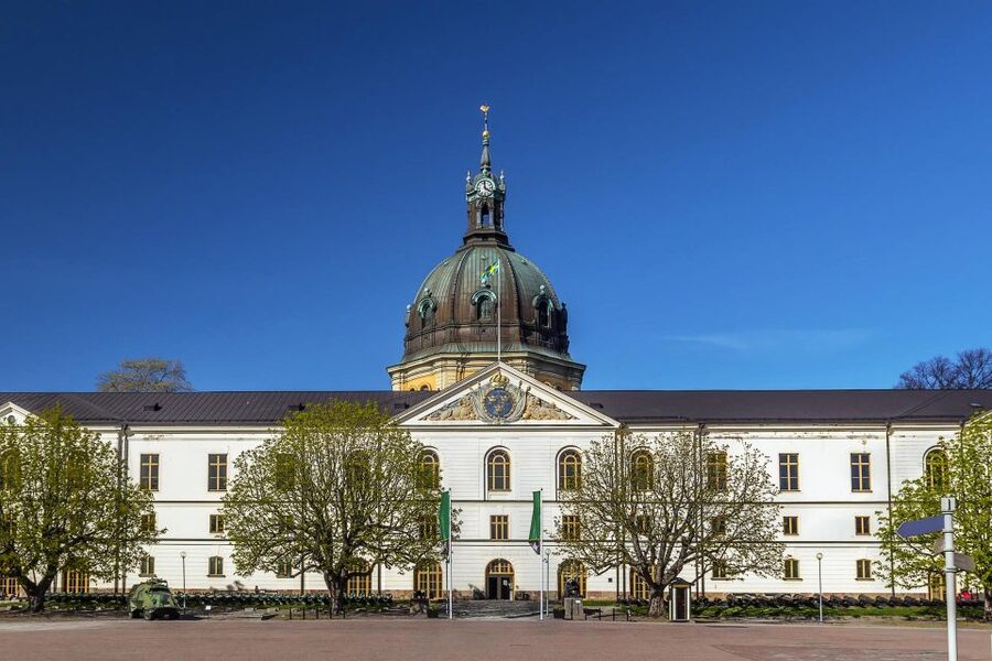 World War II Stockholm Old Town Walking Tour and Army Museum - What the three-hour Army Museum visit adds